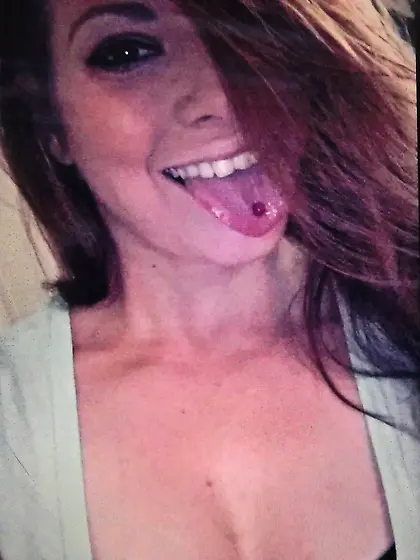 Cute Brunette Girl Selfies