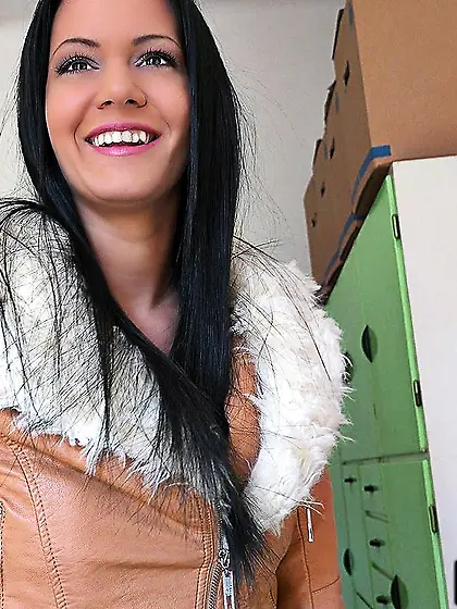 Bosomy babe Charlotte Blaar is shaking her boobs and fucking thr