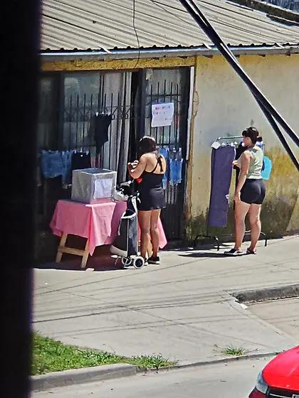 Espiando chicas en la calle