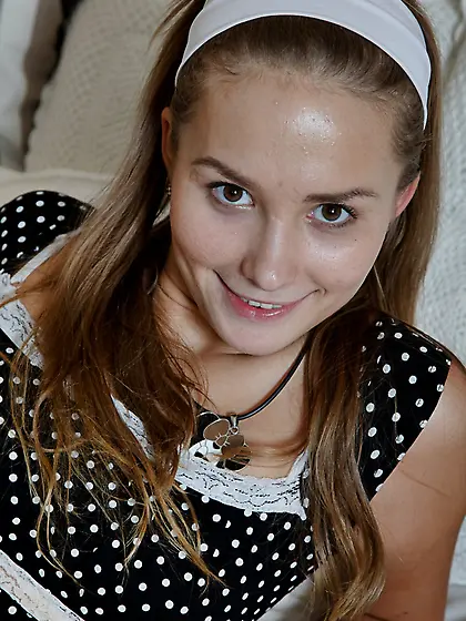 What a seductive teen