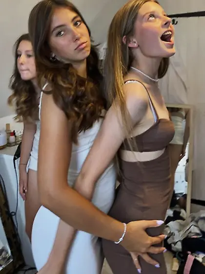 Legs for stroking the tip until it erupts