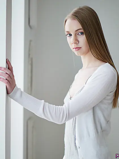 Antalizing blonde wearing soft