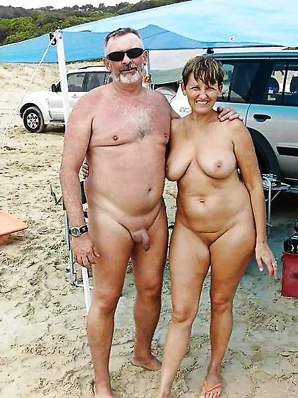Mature nudists