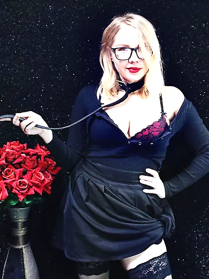 Big tits 18yo teen webcam