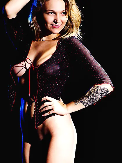 Magnificent blonde beauty exposing